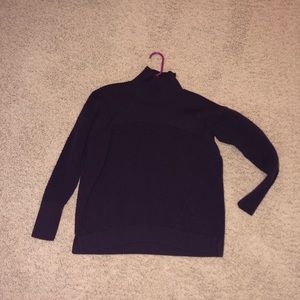 Lululemon turtleneck